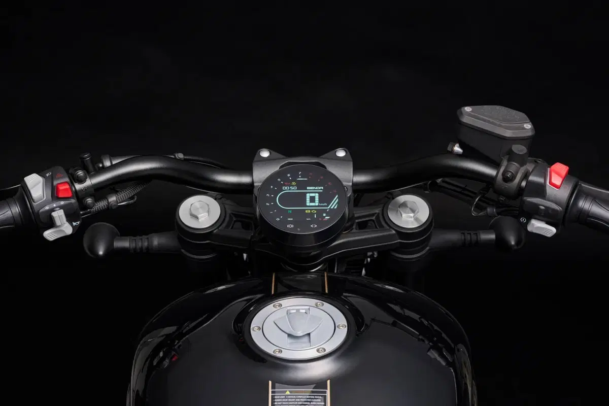 Benda Motorcycles Chinchilla 500 V2 (2025 - 26) (11)