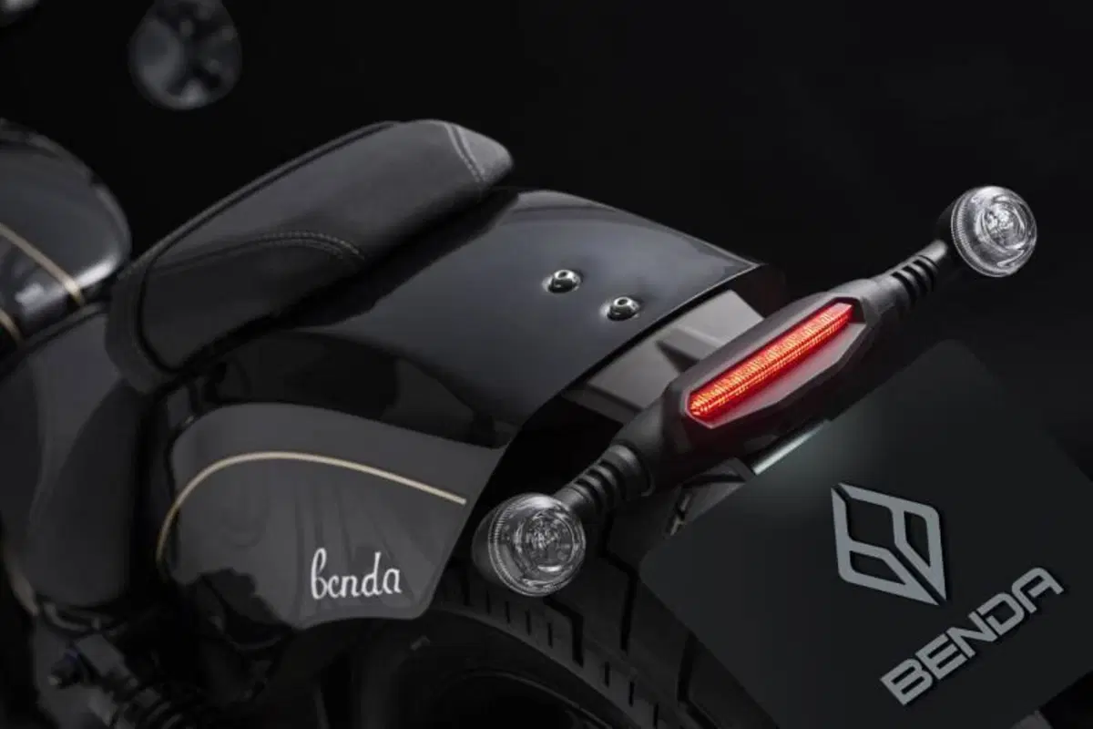 Benda Motorcycles Chinchilla 500 V2 (2025 - 26) (12)