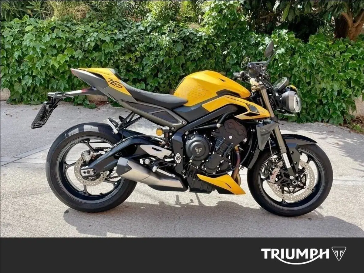 Triumph Street Triple 765 RS (2023 - 26) (3)