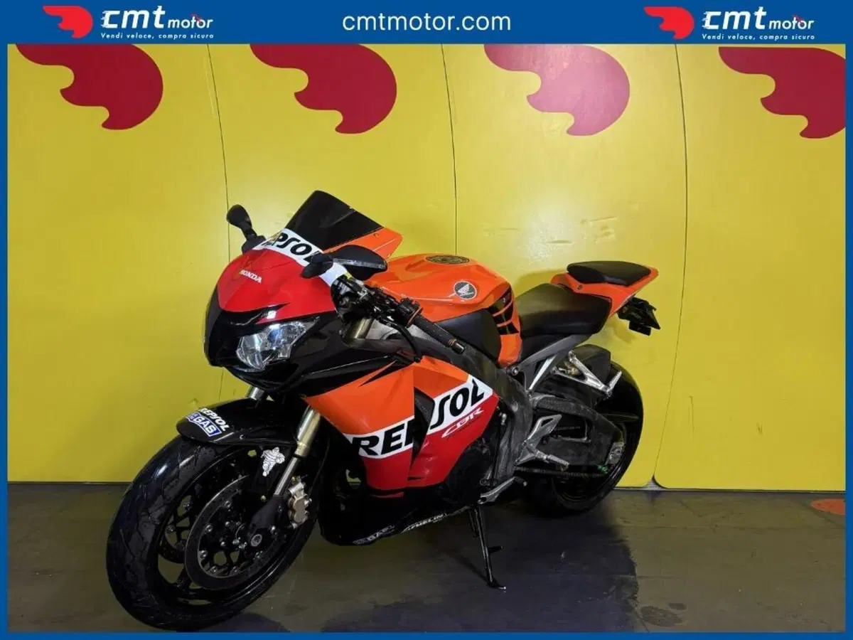 Honda CBR 1000 RR Fireblade (2008 - 11) (2)