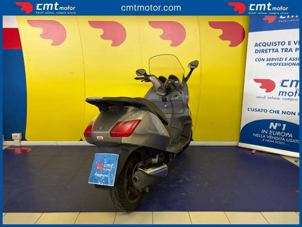 Aprilia Atlantic 200 (2002 - 04) (4)