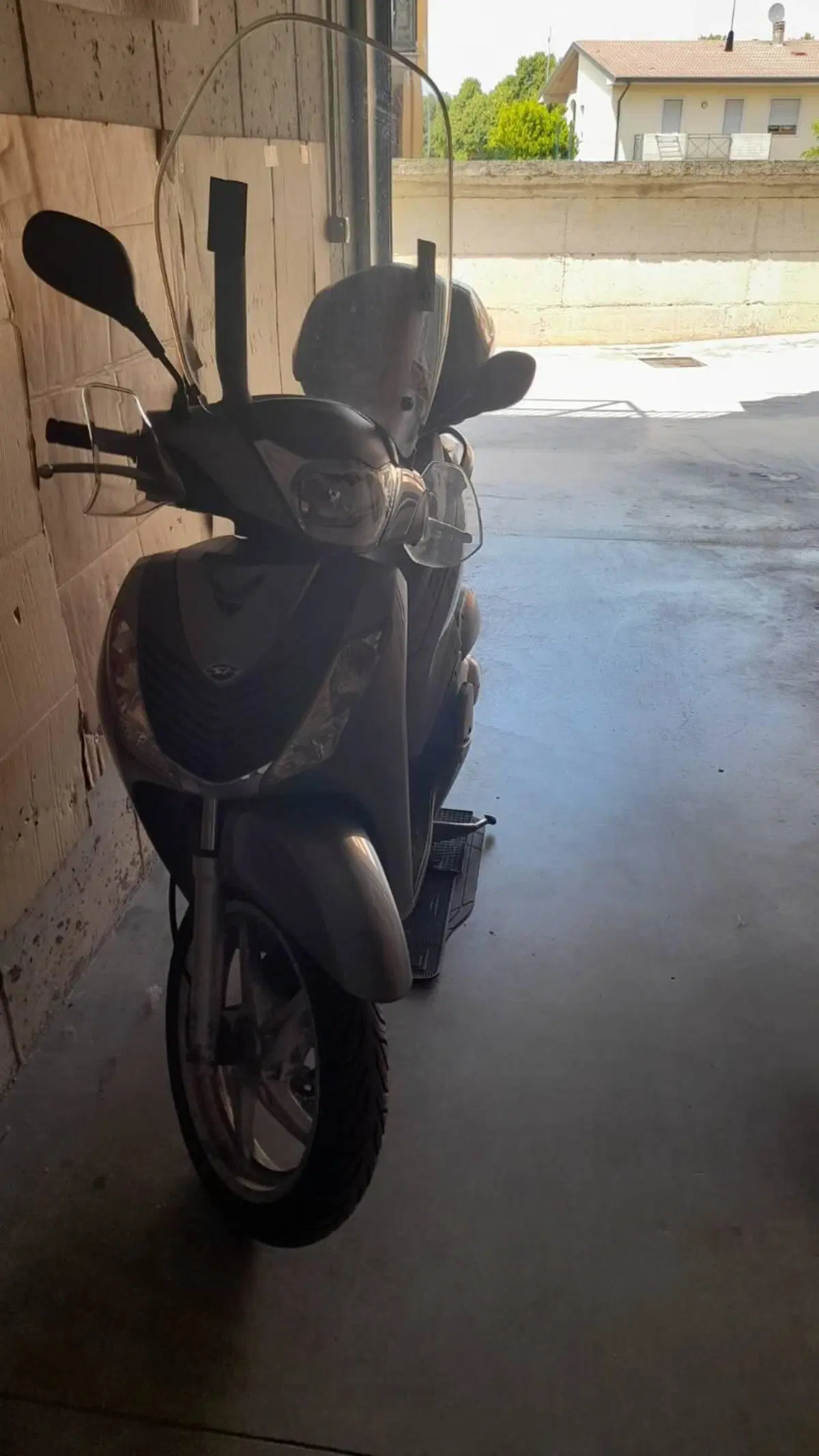 Honda SH 150i (2009 - 12) (3)