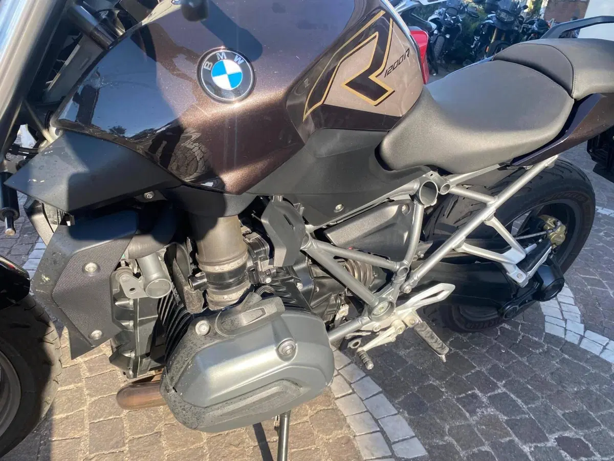 Bmw R 1200 R (2017 - 18) (9)