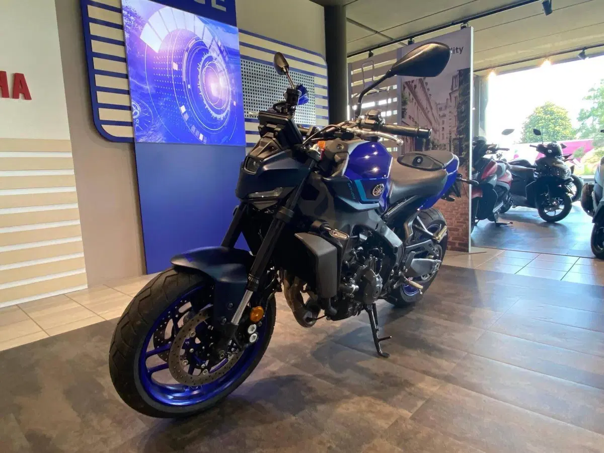 Yamaha MT-09 (2024 - 26) (4)
