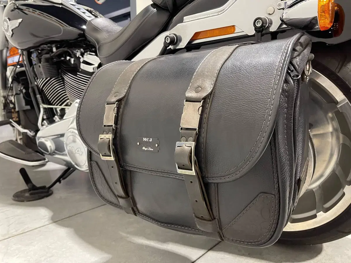 Harley-Davidson 114 Fat Boy (2018 - 20) - FLFBS (10)
