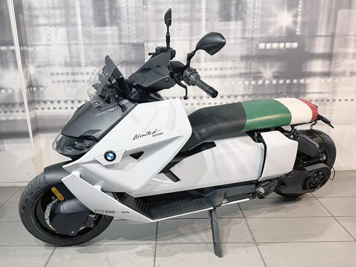 Bmw CE 04 (2021 - 25) (7)