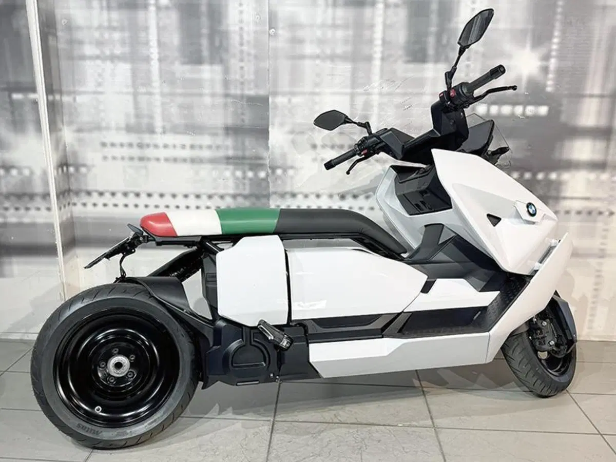 Bmw CE 04 (2021 - 25) (8)