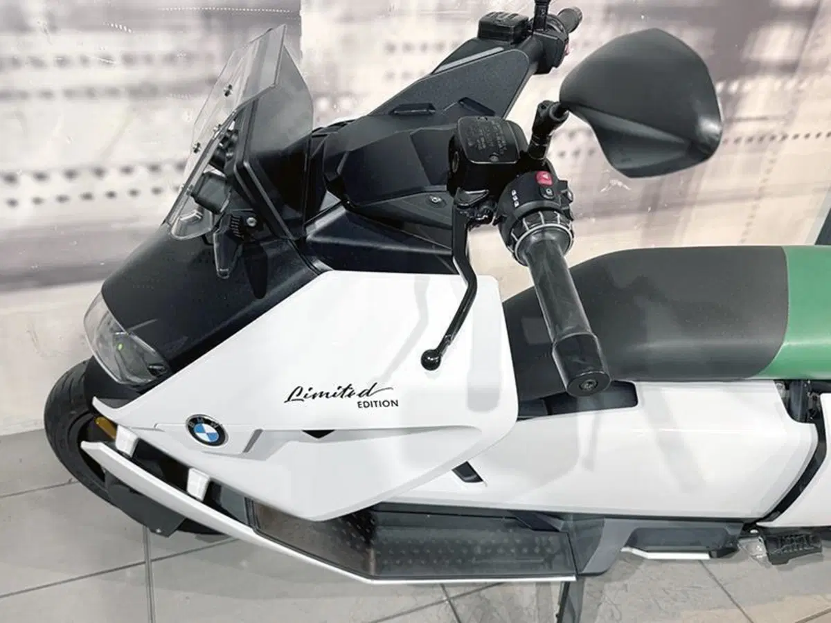 Bmw CE 04 (2021 - 25) (9)
