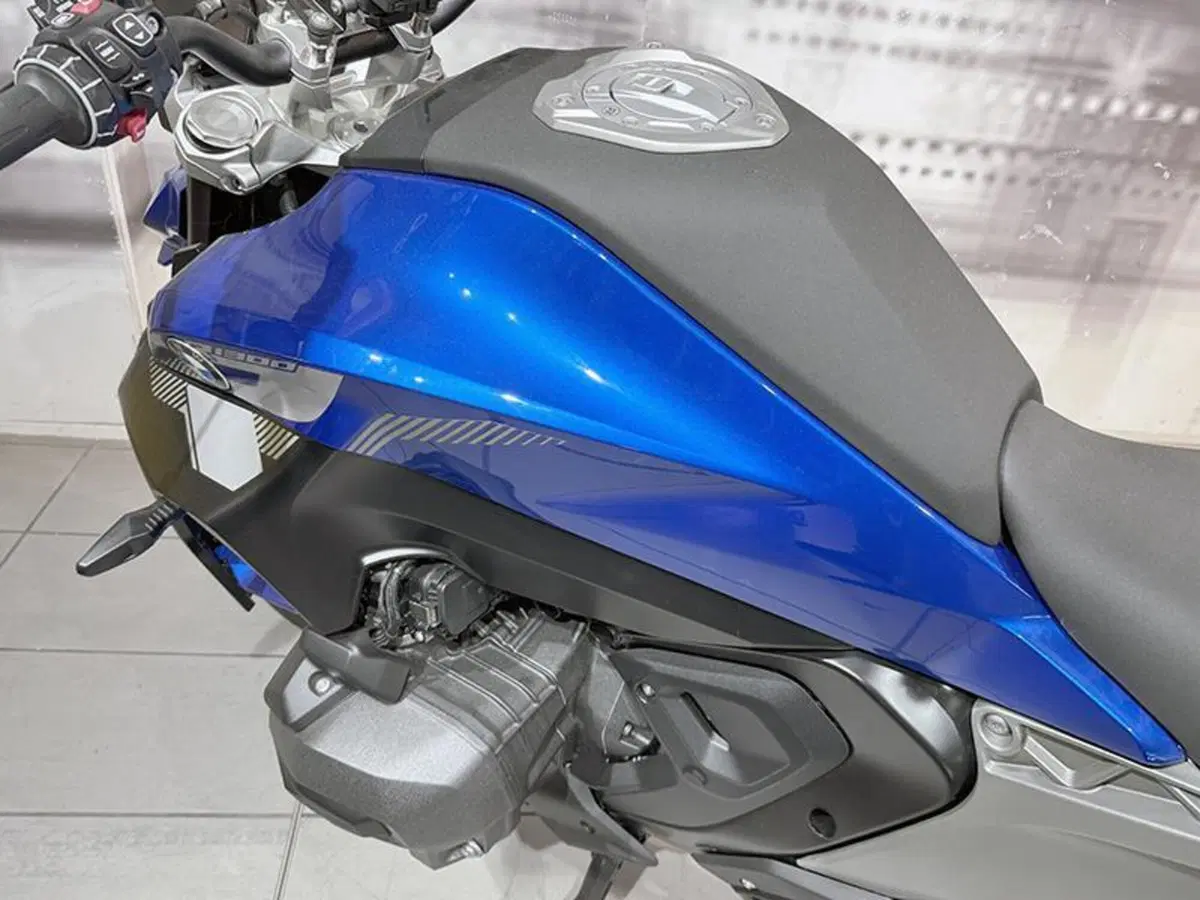 Bmw R 1300 R (2026) (9)