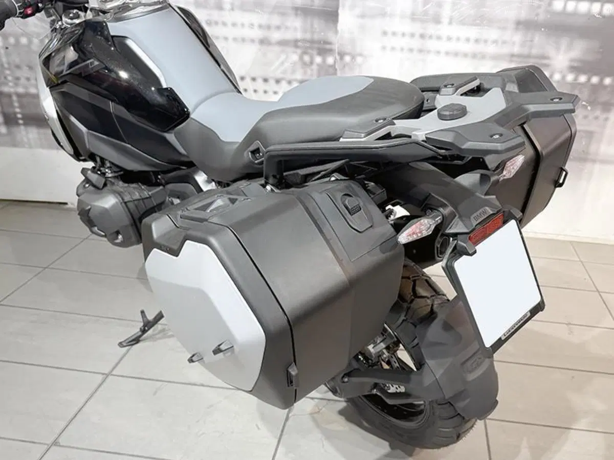 Bmw R 1300 GS Triple Black (2023 - 26) (8)