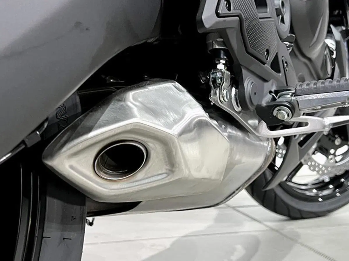 Kawasaki Versys 650 (2025 - 26) (3)
