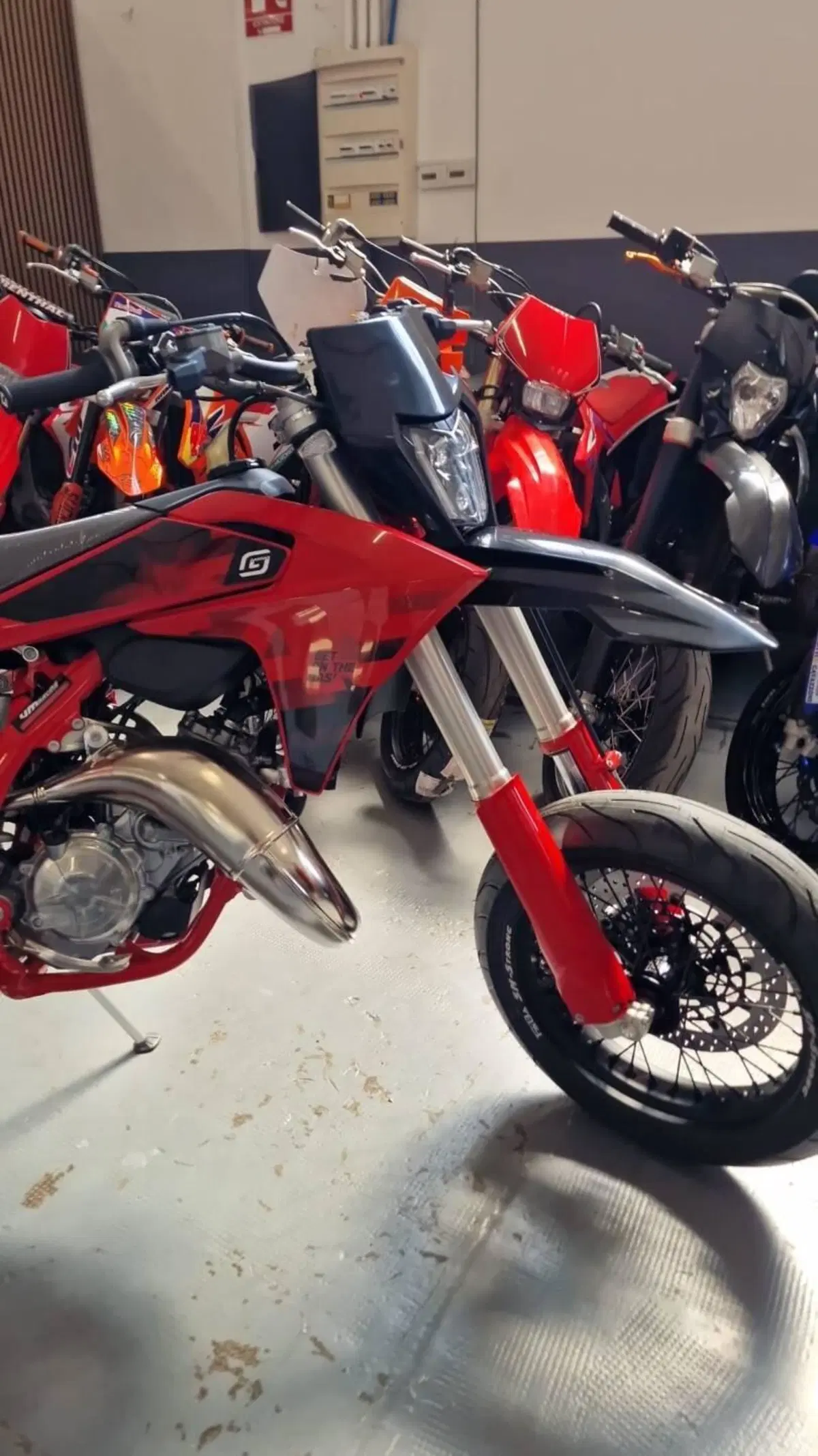 GASGAS EC 125 (2025) (3)