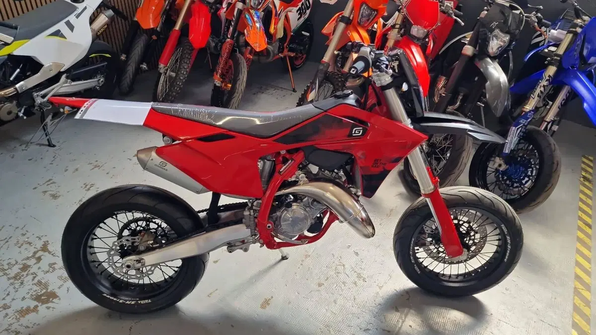 GASGAS EC 125 (2025) (5)