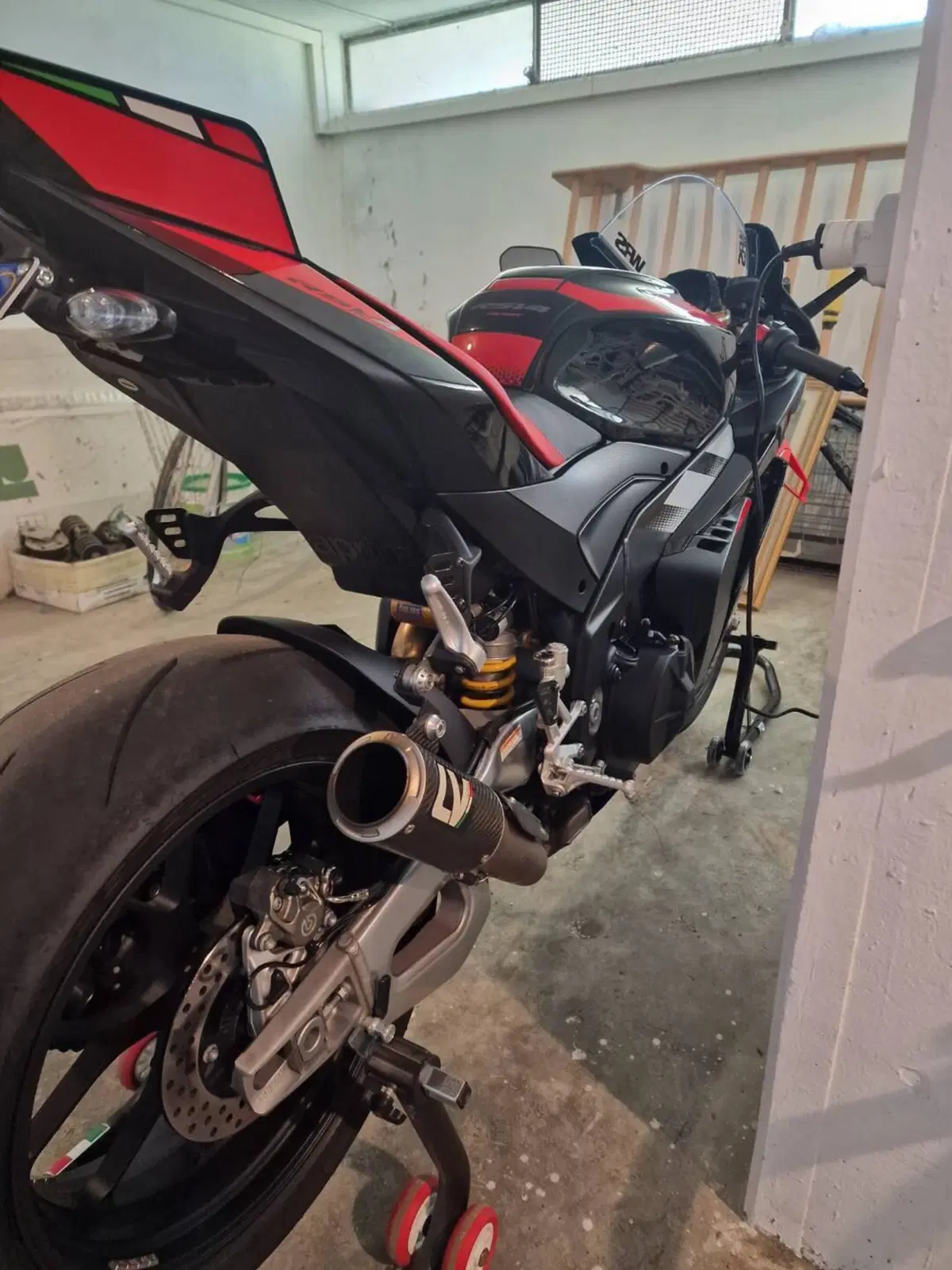 Aprilia RSV4 1100 Factory (2025 - 26) (3)