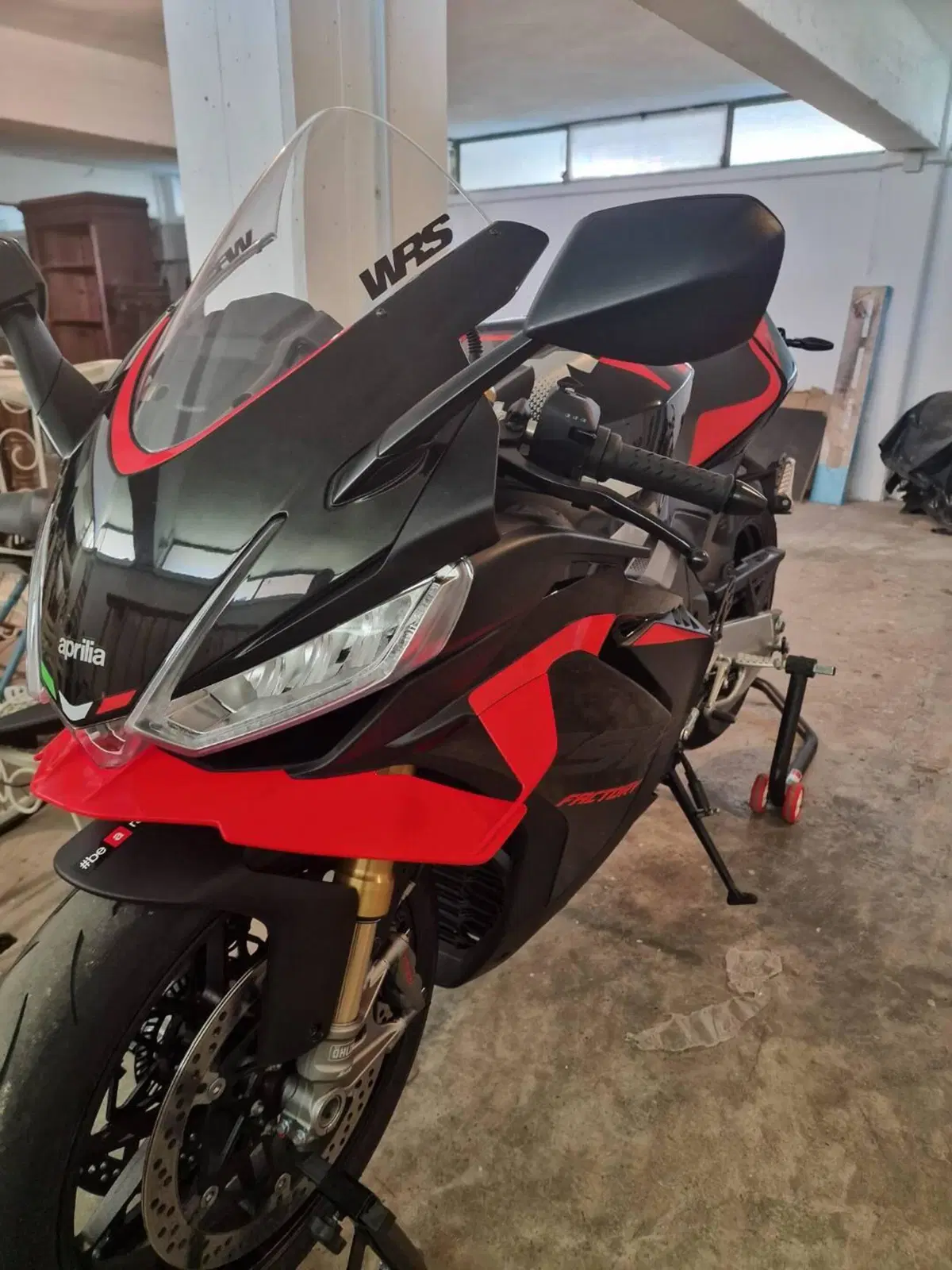 Aprilia RSV4 1100 Factory (2025 - 26) (5)