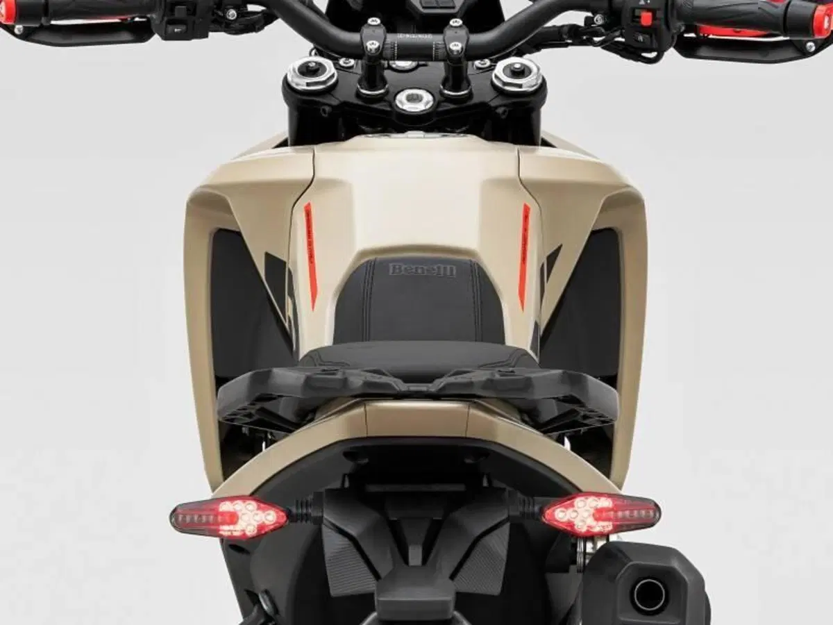 Benelli BKX 125 (2026) (16)