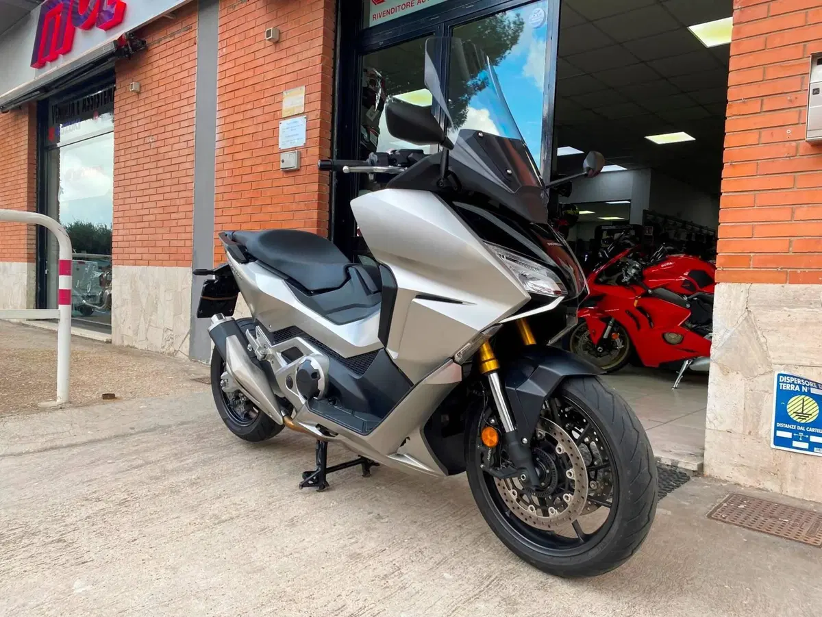 Honda Forza 750 DCT (2021 - 24) (2)