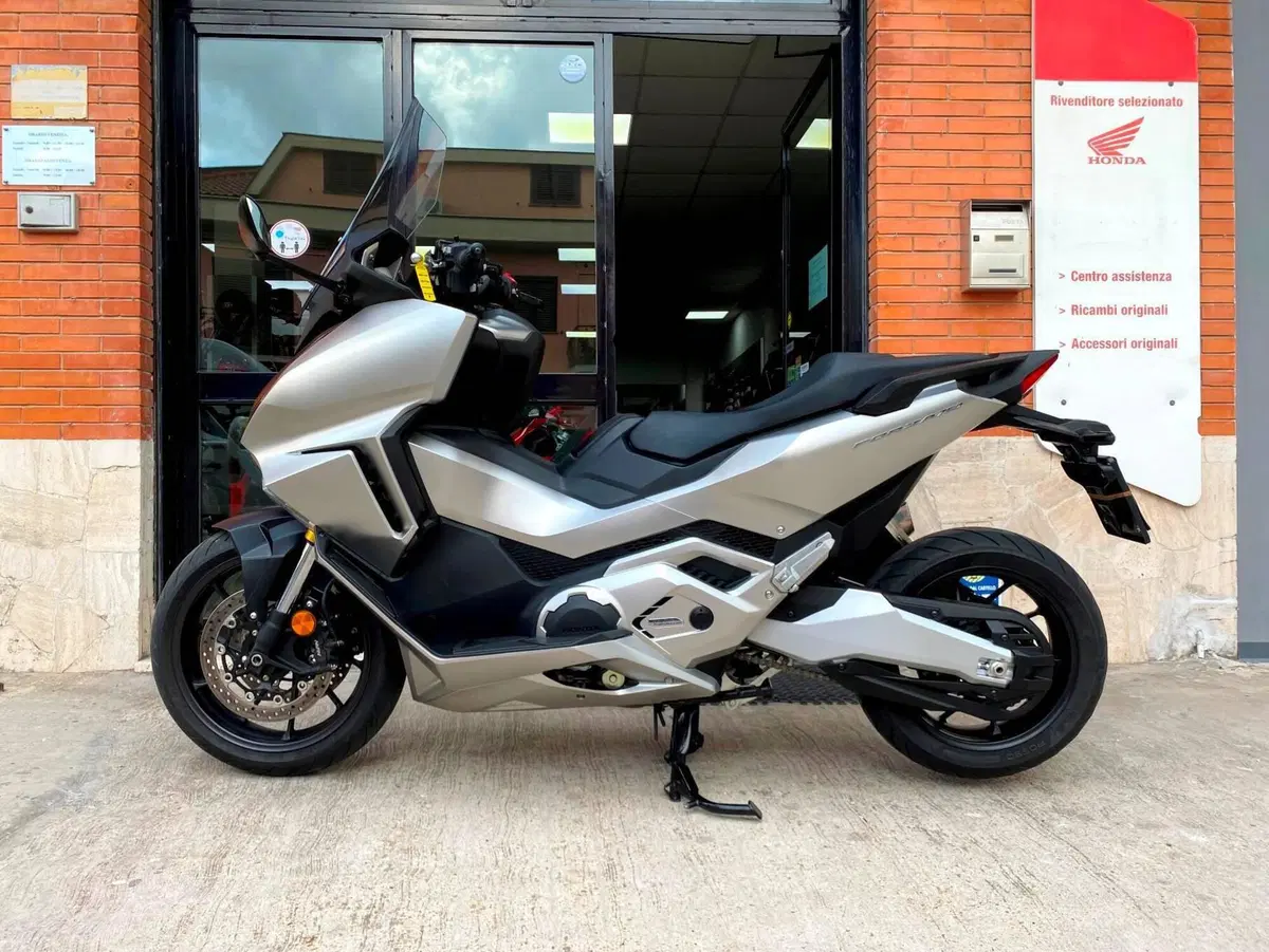 Honda Forza 750 DCT (2021 - 24) (5)