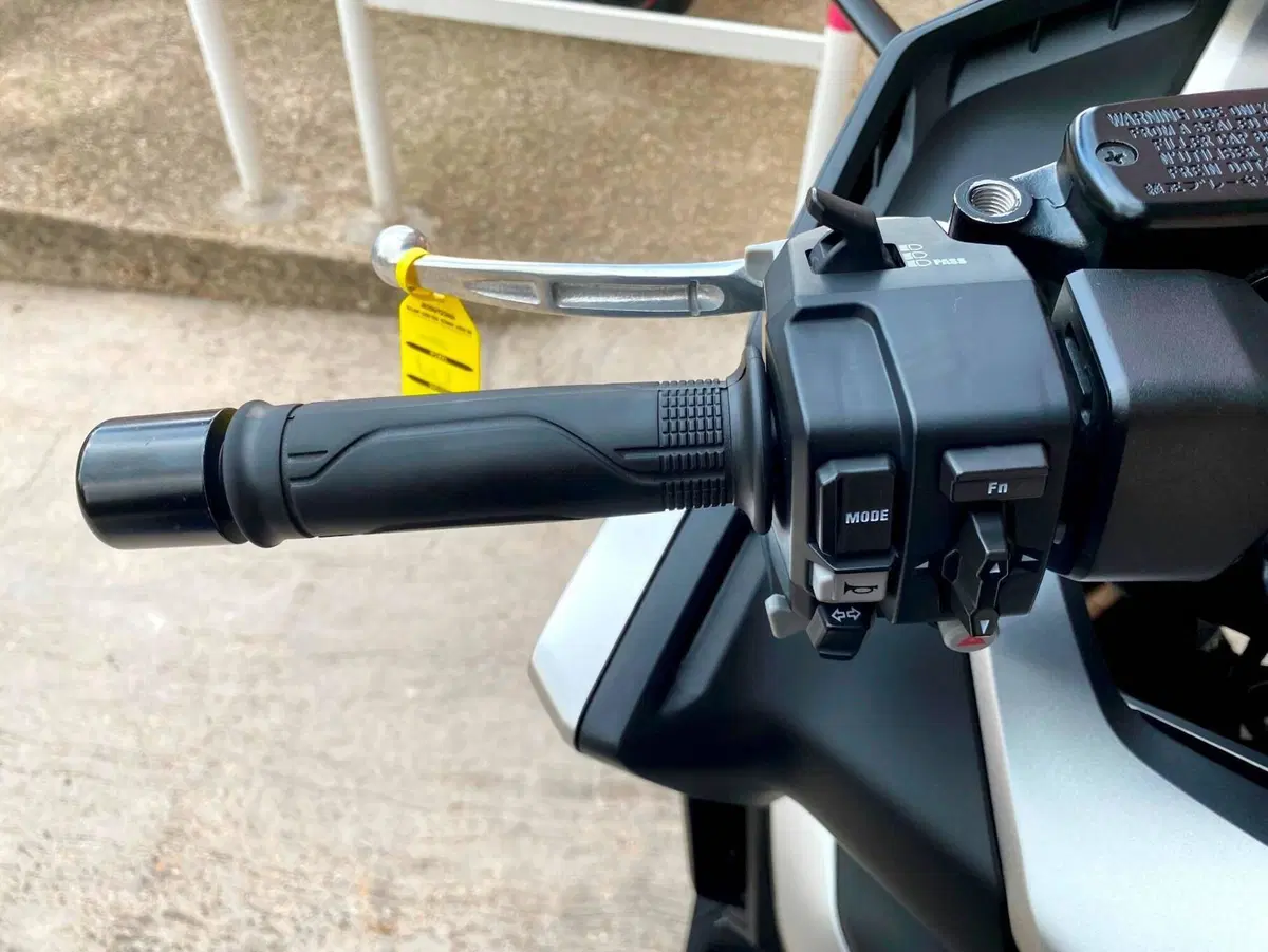 Honda Forza 750 DCT (2021 - 24) (10)
