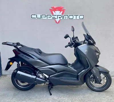 Yamaha X-Max 300 (2021 - 24) usata