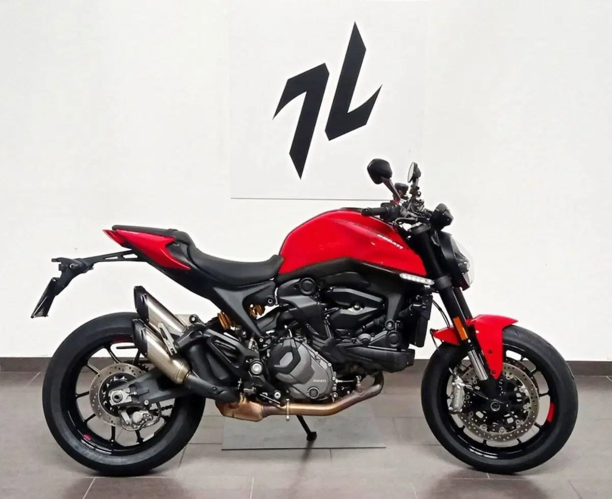 Ducati Monster 937 + (2021 - 25) (4)