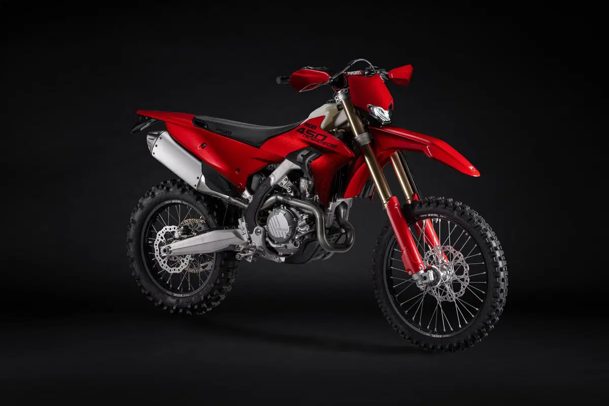 Ducati Desmo450 EDS: Borgo Panigale entra nell'enduro specialistico