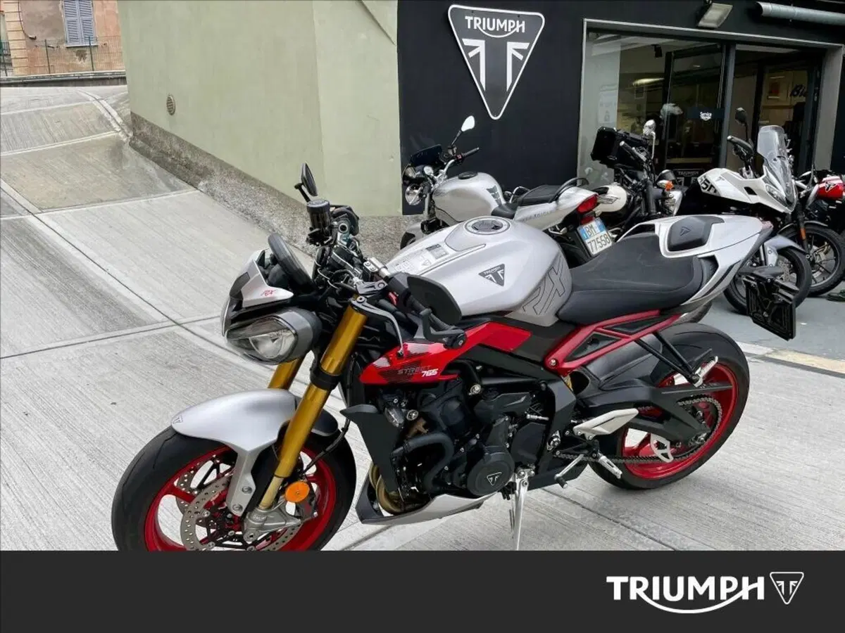 Triumph Street Triple 765 RX (2026) (6)