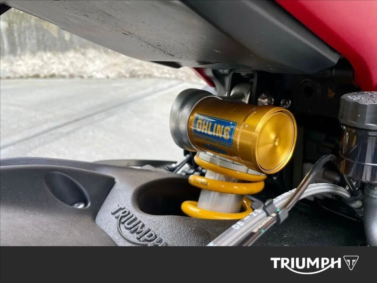 Triumph Street Triple 765 RX (2026) (10)