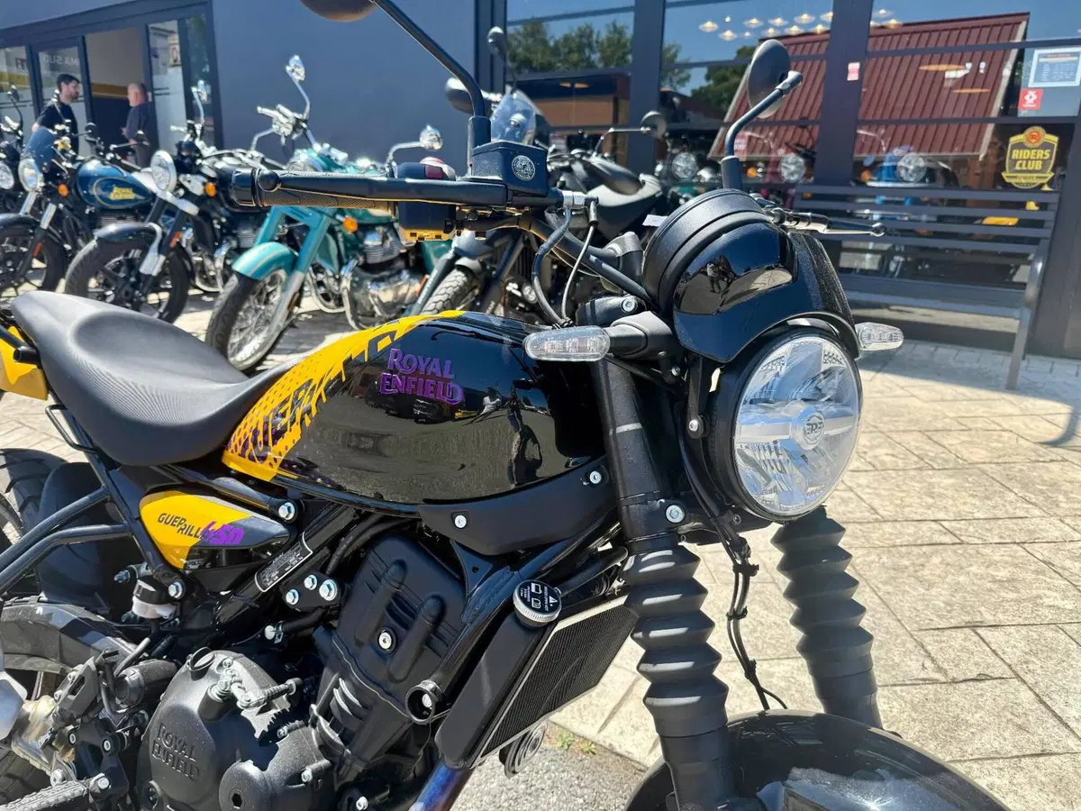 Royal Enfield Guerrilla 450 (2024 - 26) (2)