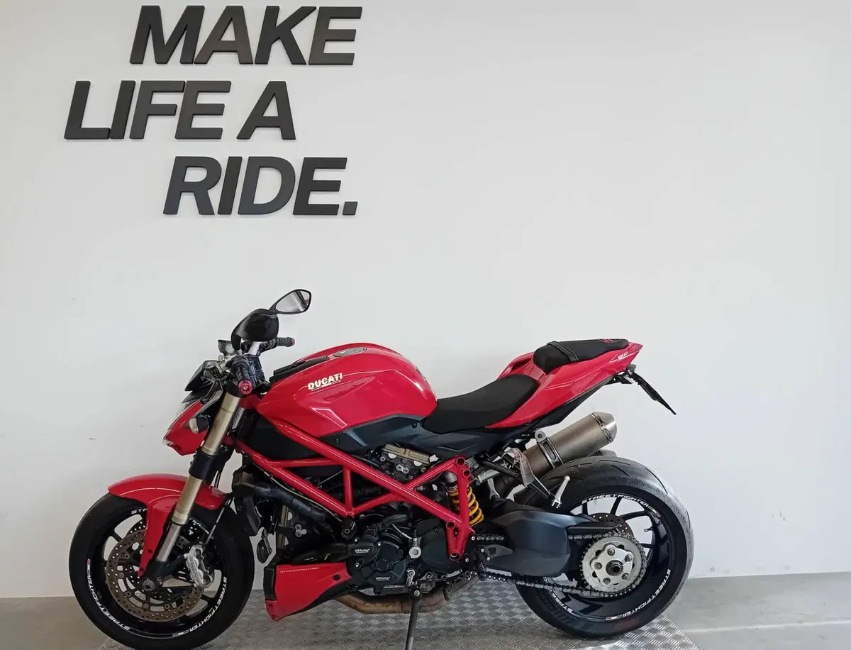 Ducati Streetfighter 848 (2011 - 15) (2)