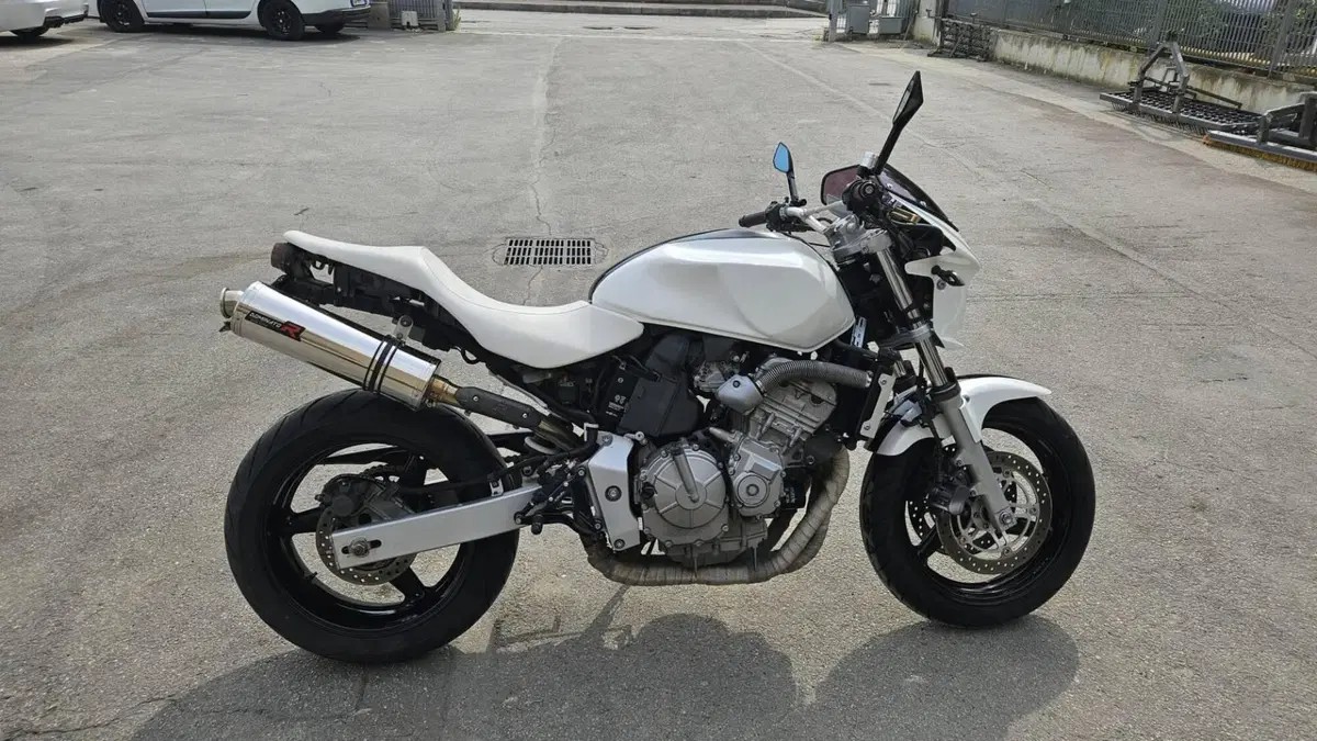 Honda Hornet 600 (2003 - 04) (5)