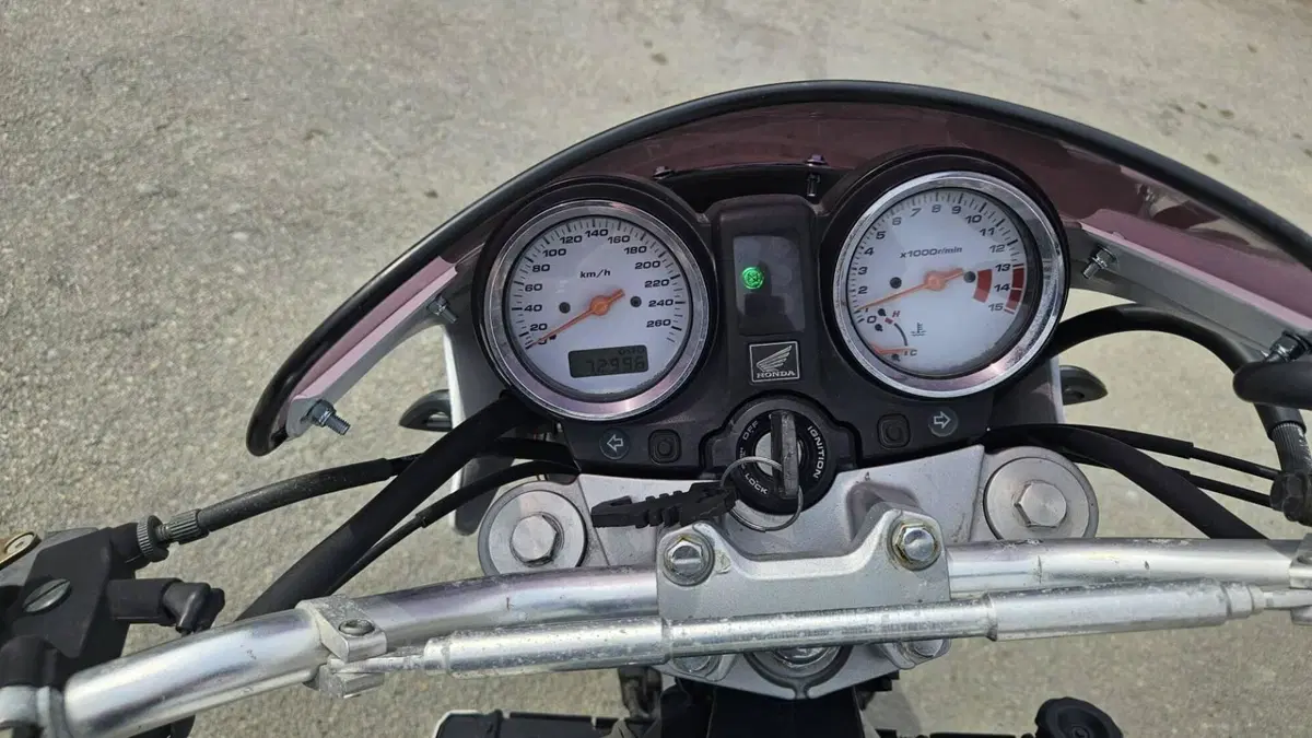 Honda Hornet 600 (2003 - 04) (10)