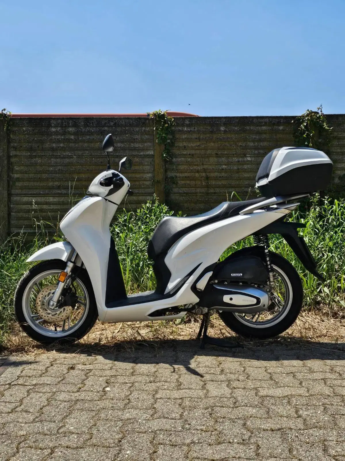 Honda SH 150i Sport (2022 - 23) (4)