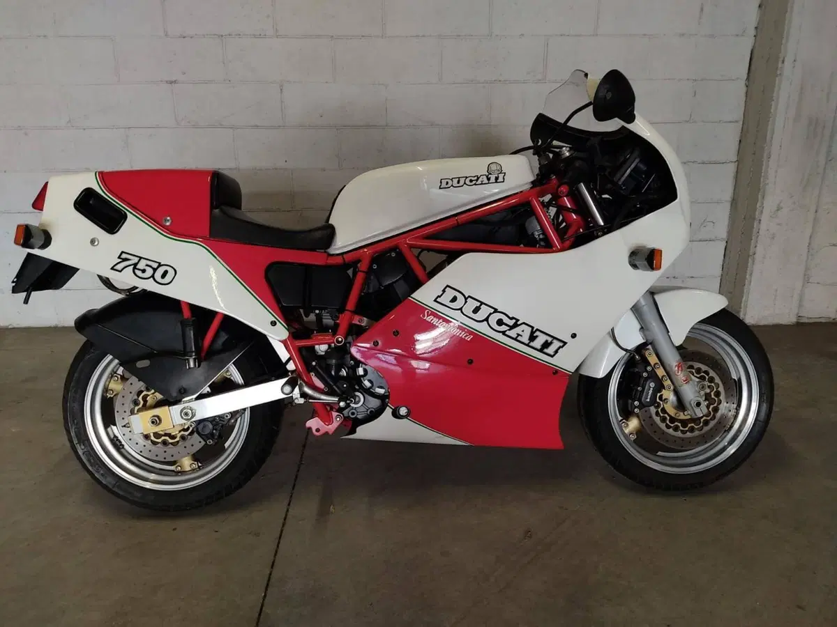 Ducati 750 Santamonica (2)