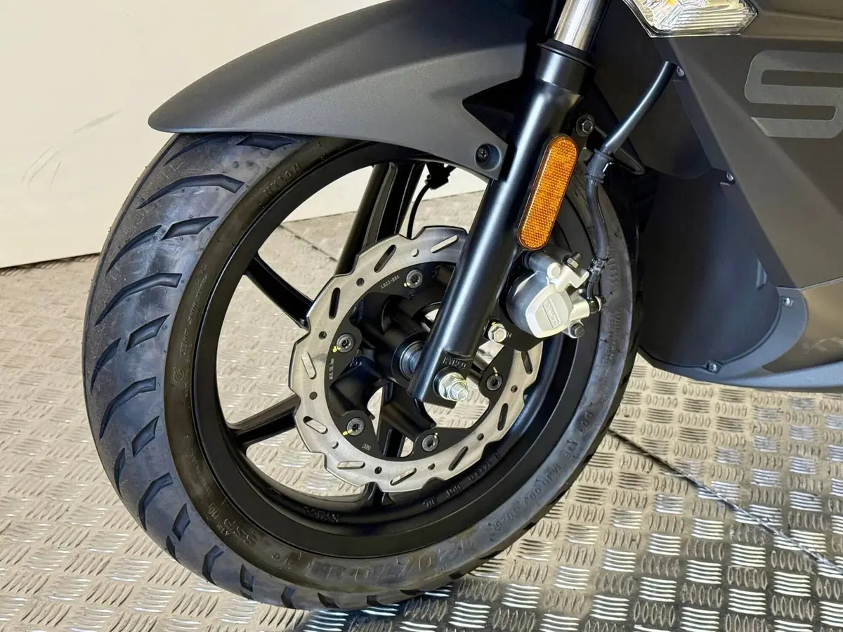 Kymco Super 8 50 R (2022 - 26) (16)