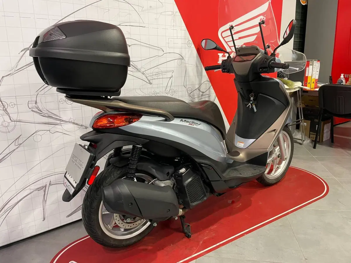 Piaggio Medley 125 ABS (2021 - 24) (5)