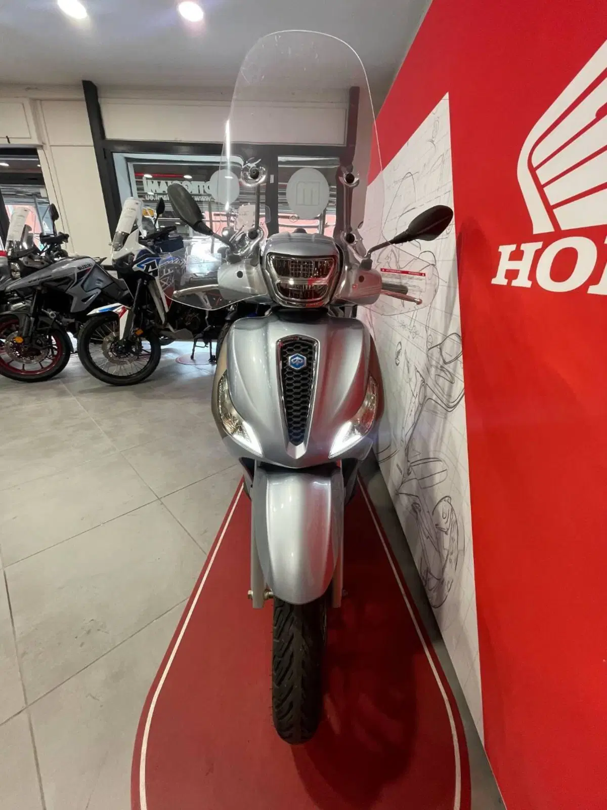 Piaggio Medley 125 ABS (2021 - 24) (3)