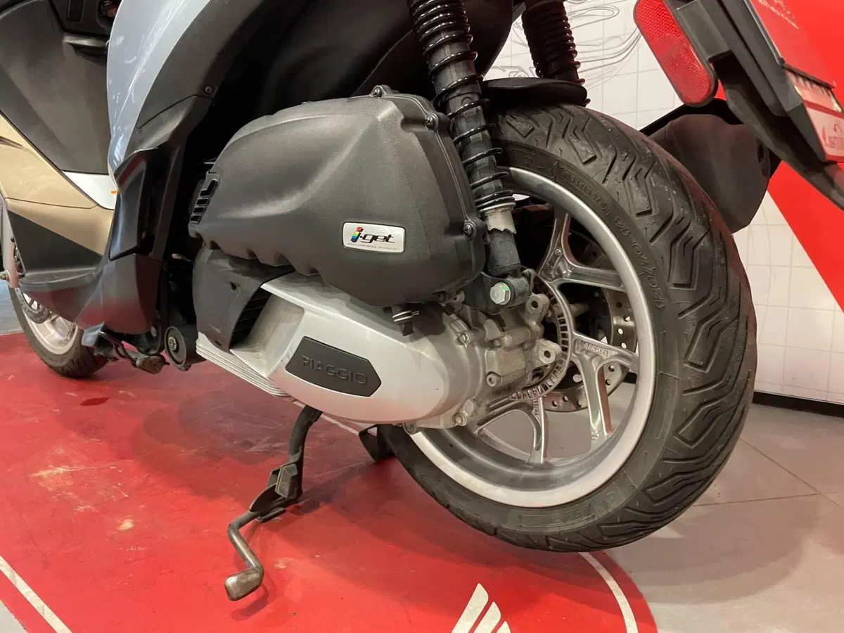 Piaggio Medley 125 ABS (2021 - 24) (10)