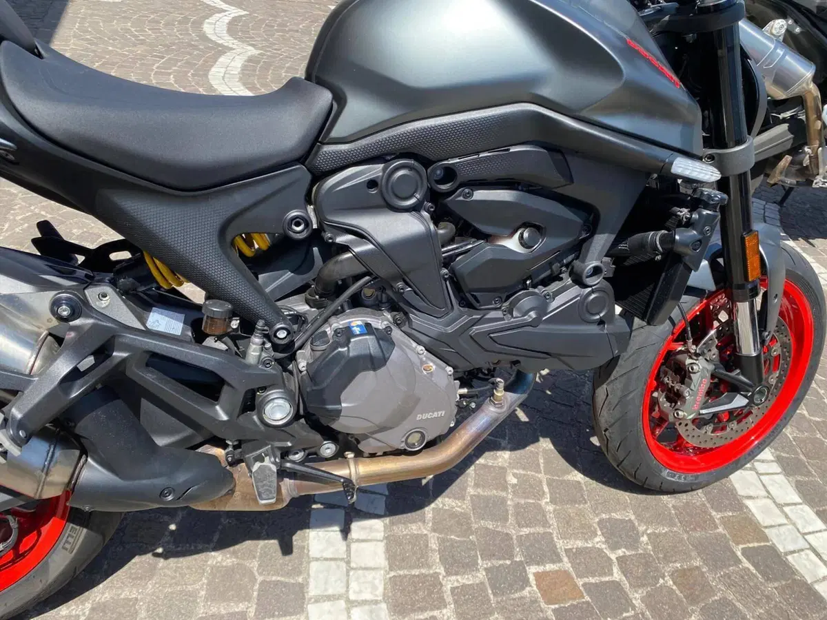 Ducati Monster 937 (2021 - 25) (6)