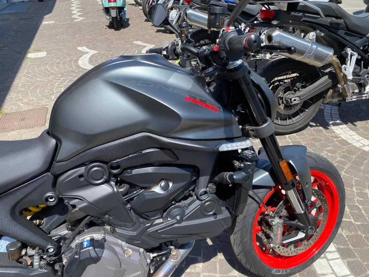 Ducati Monster 937 (2021 - 25) (10)