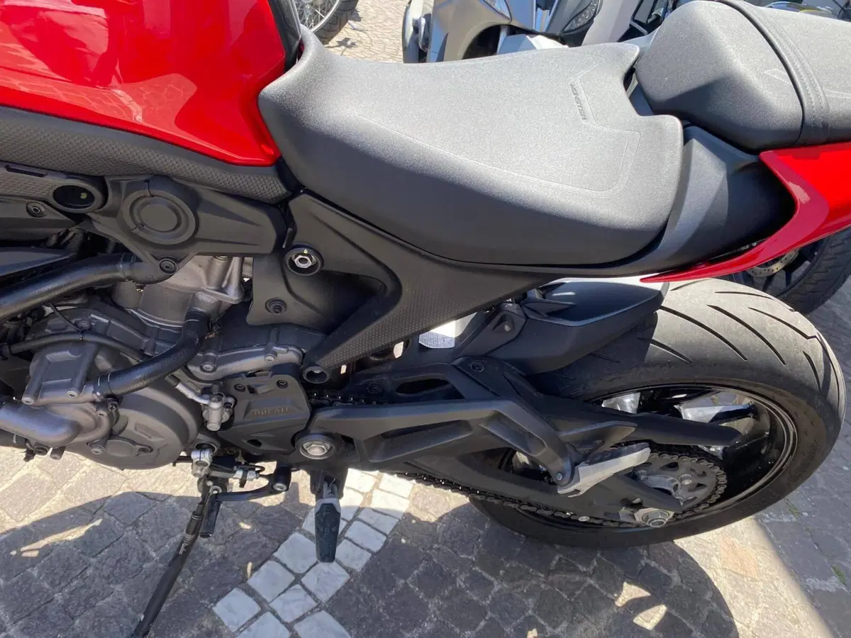 Ducati Monster 937 (2021 - 25) (6)
