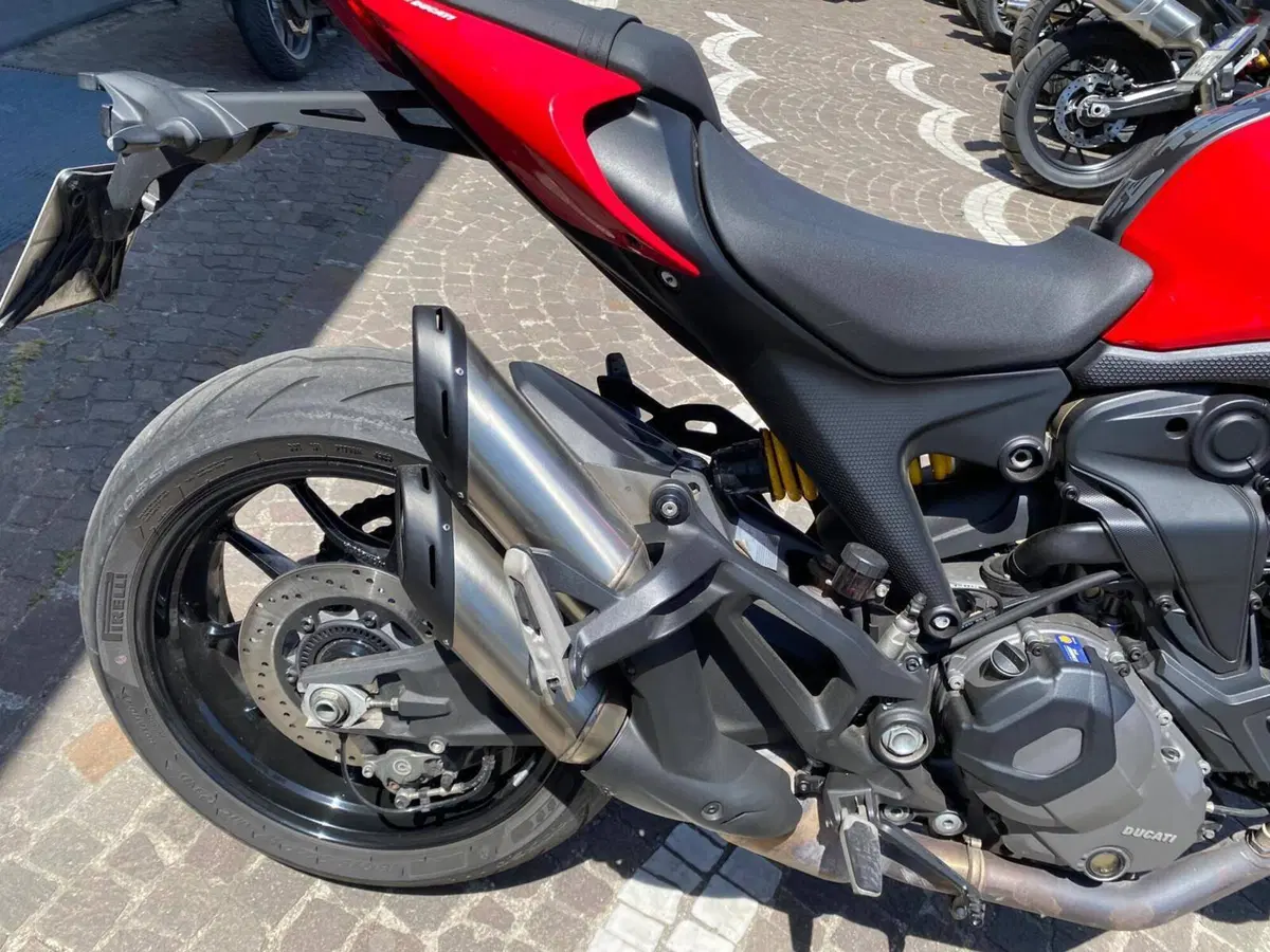 Ducati Monster 937 (2021 - 25) (9)