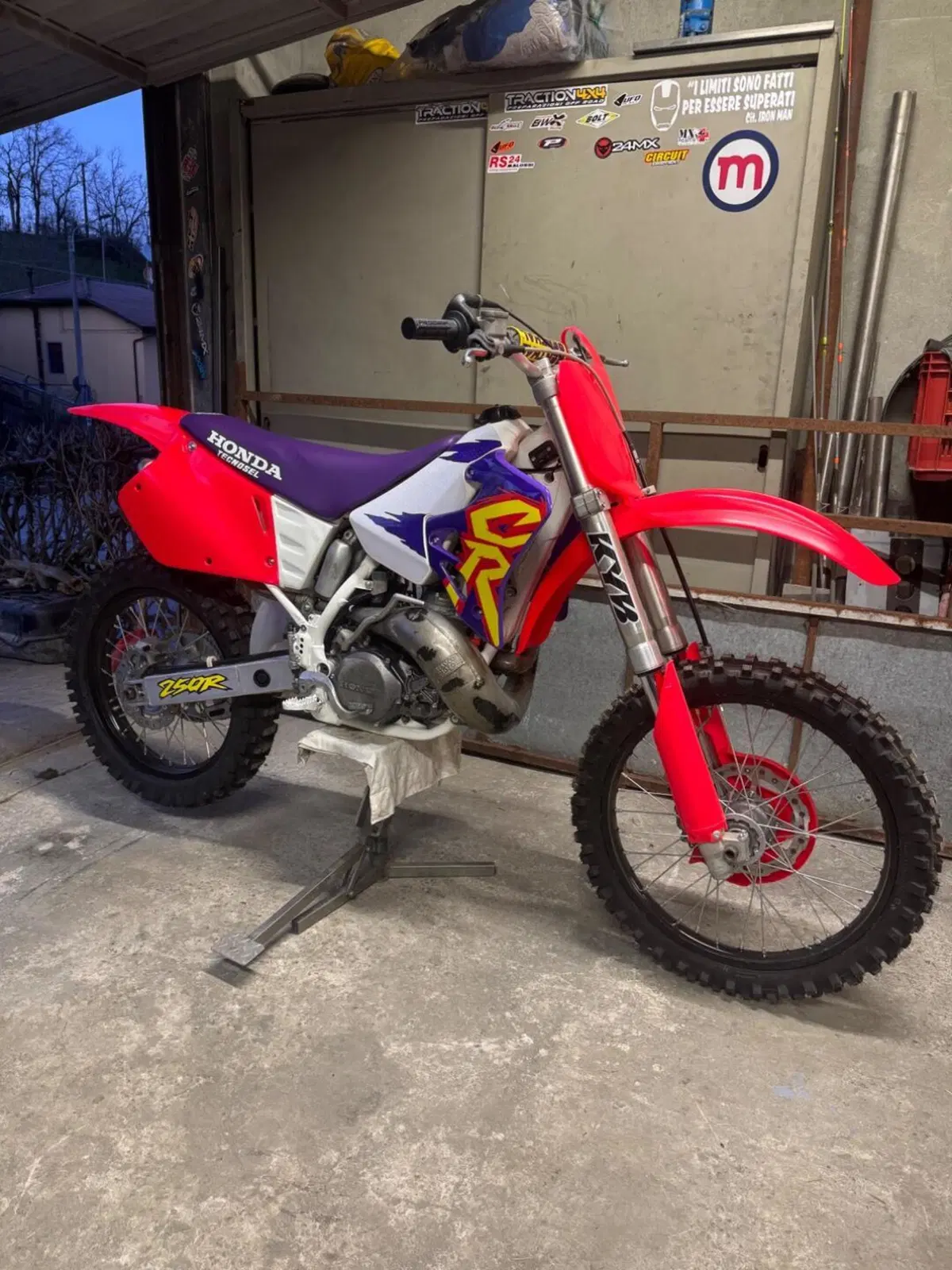 Honda Cr 250 r (13)