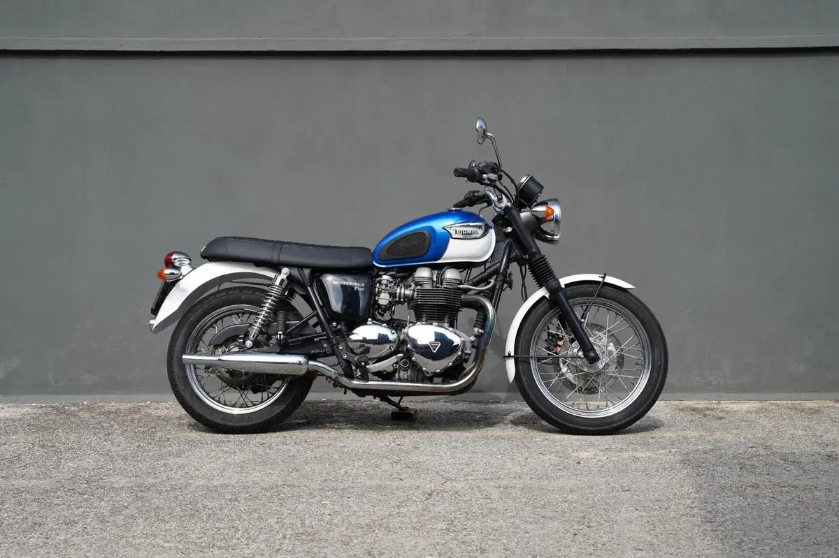 Triumph Bonneville T100 (2001 - 07)