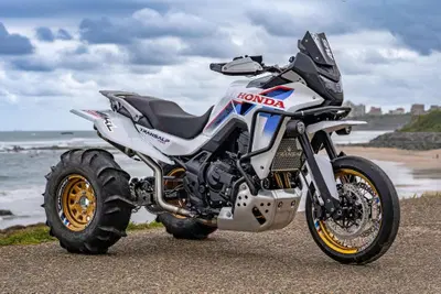 Honda Hornet e Transalp al centro di &ldquo;On Road versus Off Road&rdquo; a Wheels &amp; Waves [GALLERY]