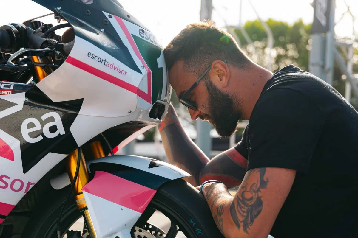Andrea Majola e il TT che non concede sconti: “Qui si va ben oltre la passione” [GALLERY] (18)