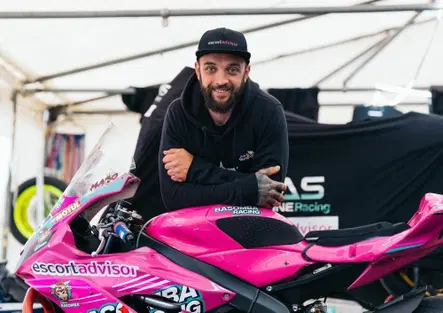 Andrea Majola e il TT che non concede sconti: “Qui si va ben oltre la passione” [GALLERY]