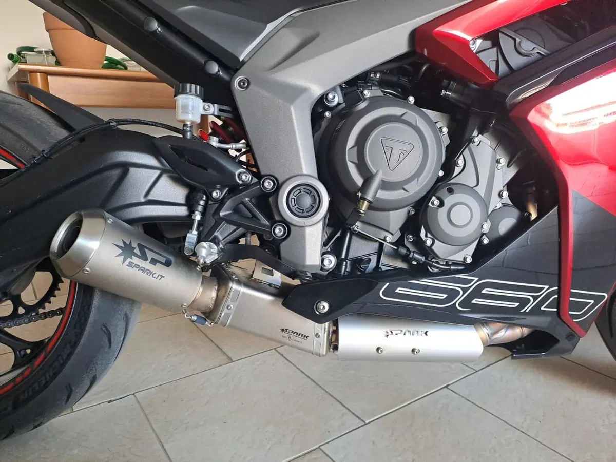 Triumph Daytona 660 (2024 - 26) (4)
