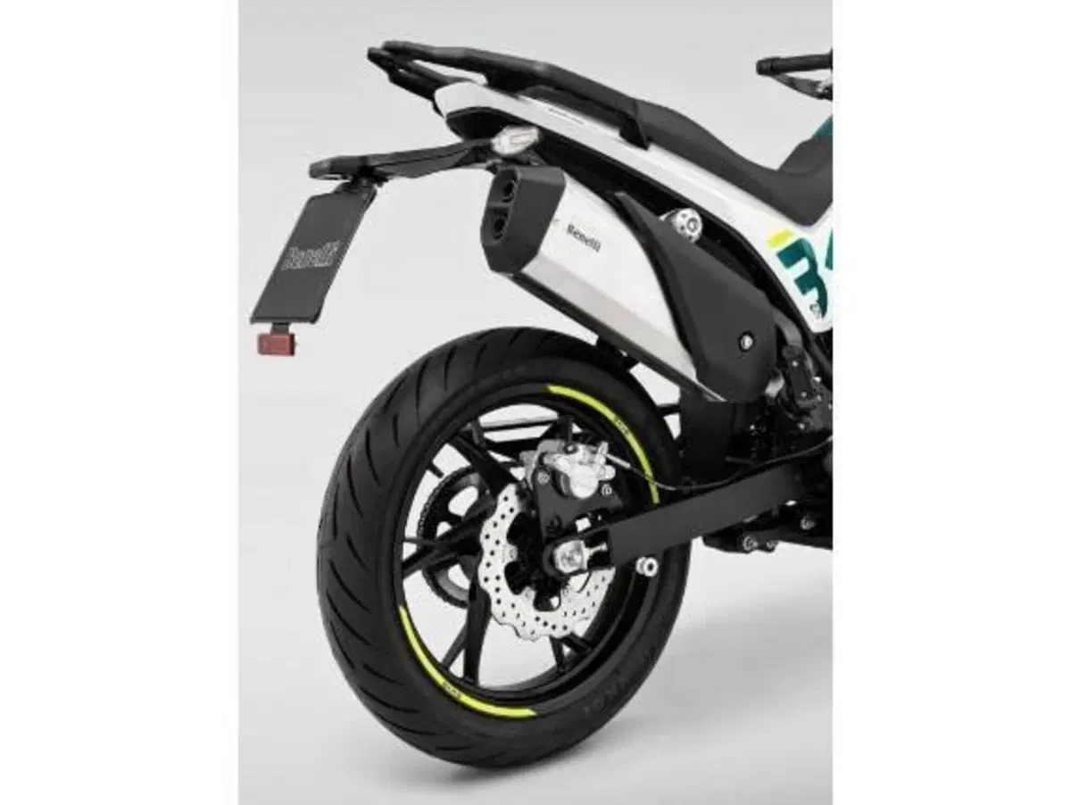 Benelli BKX 125 S (2026) (6)