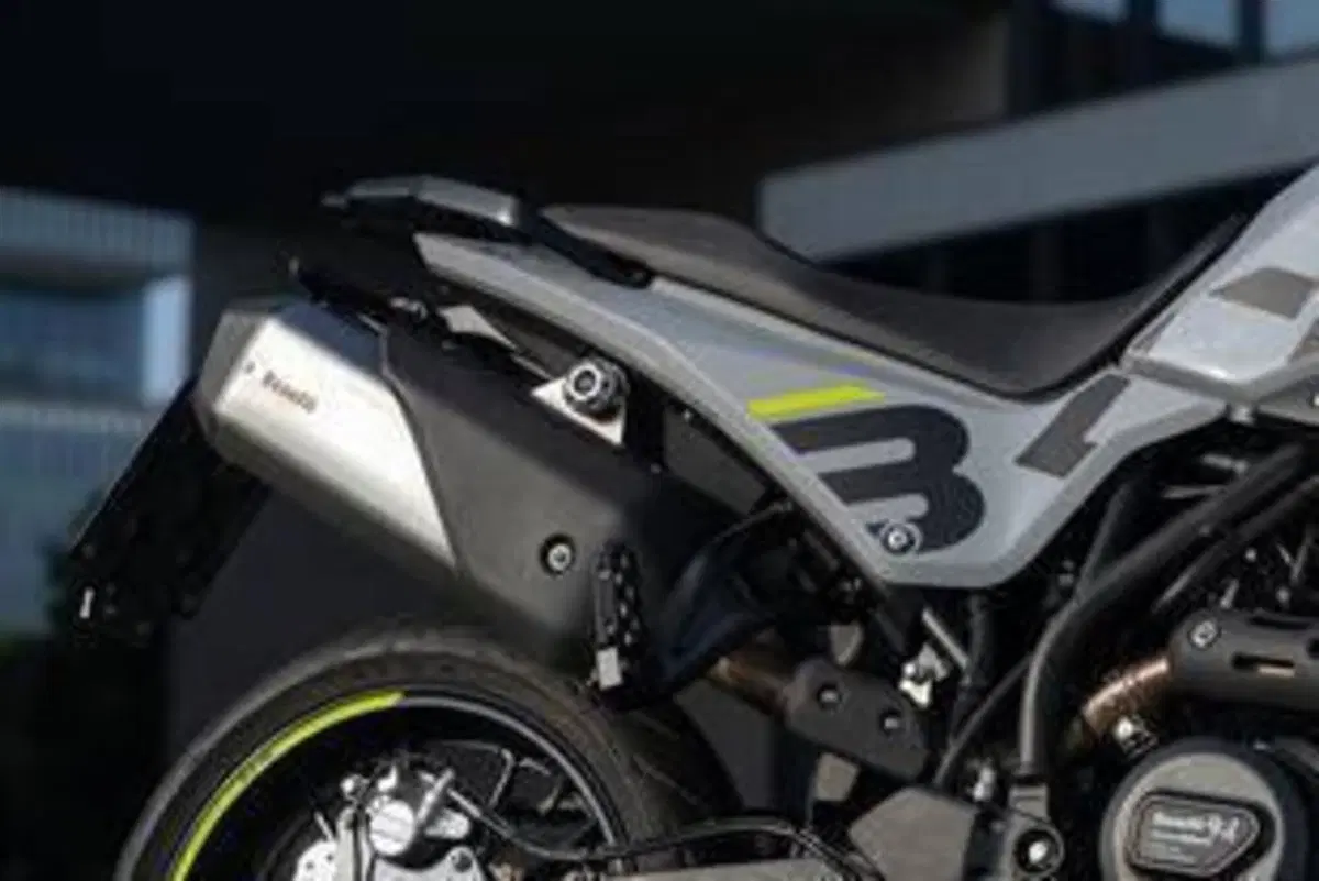 Benelli BKX 125 S (2026) (10)